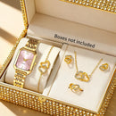 Conjunto de relógio e joias fashion e versátil com mostrador redondo.