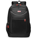 Mochila masculina, equipada com alças acolchoadas e estilo esportivo, com bolsos laterais em mesh e amplo espaço interno.